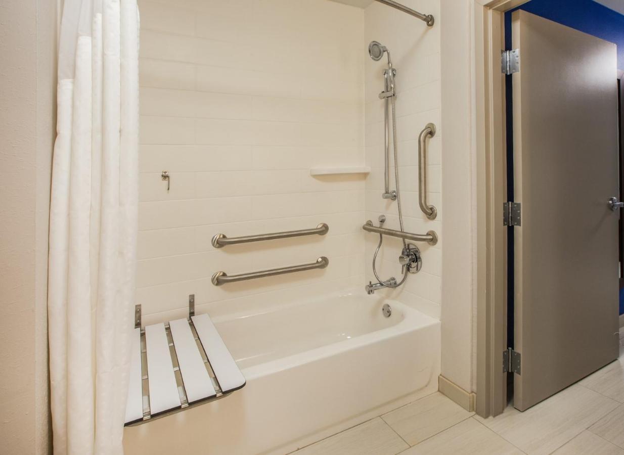 Holiday Inn Express & Suites - Springdale - Fayetteville Area エクステリア 写真
