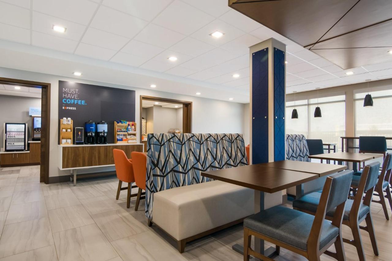 Holiday Inn Express & Suites - Springdale - Fayetteville Area エクステリア 写真